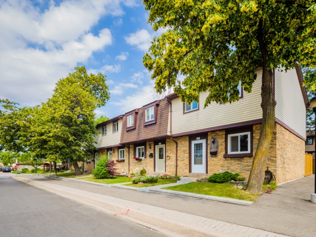 45 Hansen Road Townhouses