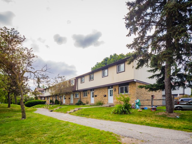81 Hansen Road Townhouses