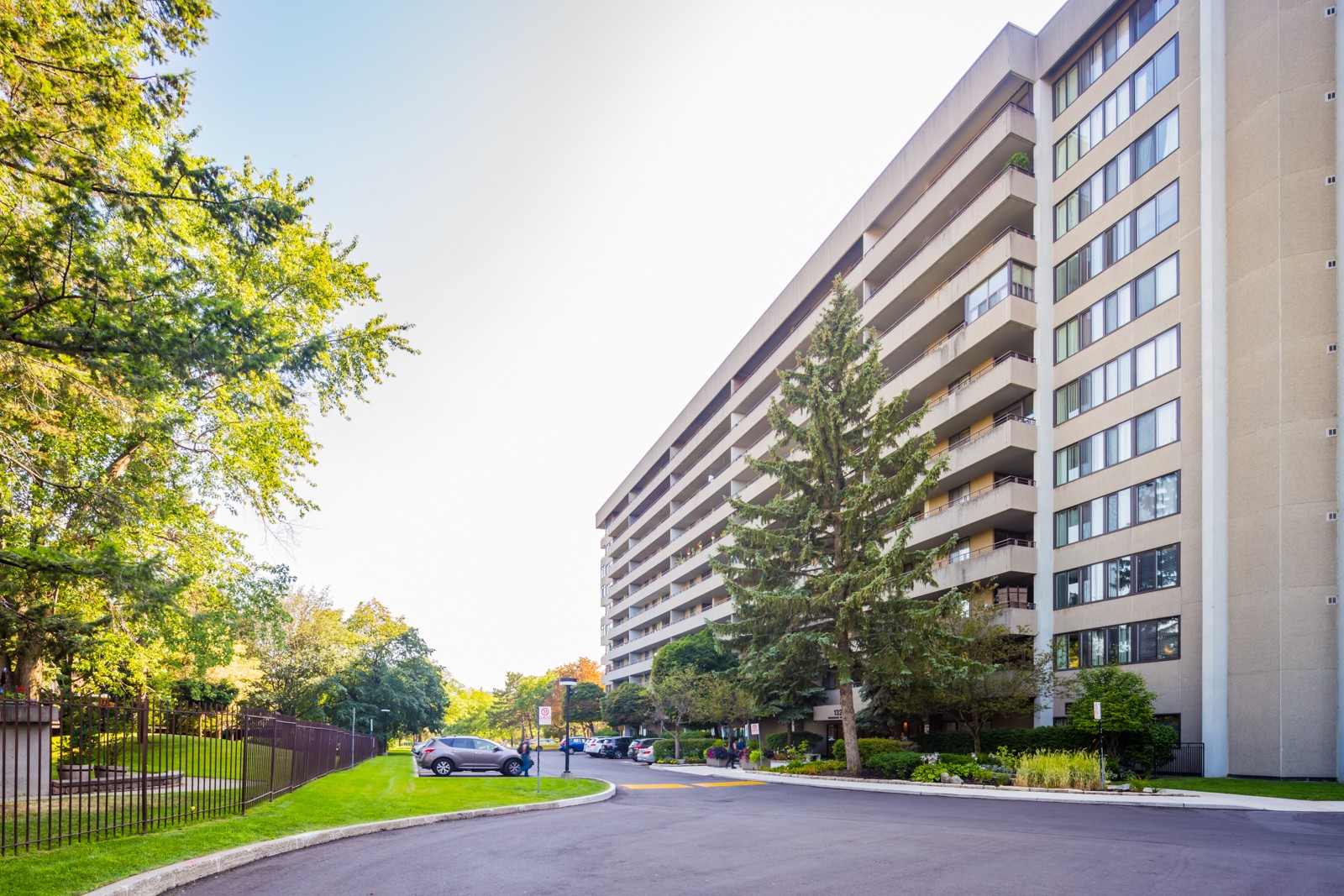 1320 Mississauga Valley Condos at 1320 Mississauga Valley Blvd, Mississauga 1