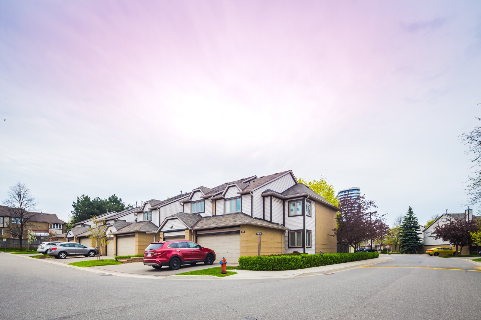 The Avenues at 2275 Credit Valley Rd, Mississauga 0