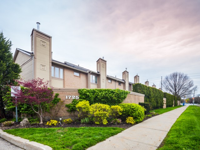 1725 The Chase Townhouses