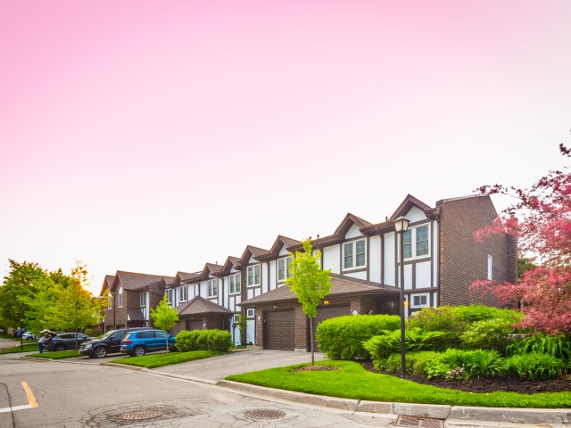 1951 Rathburn Road Townhouses