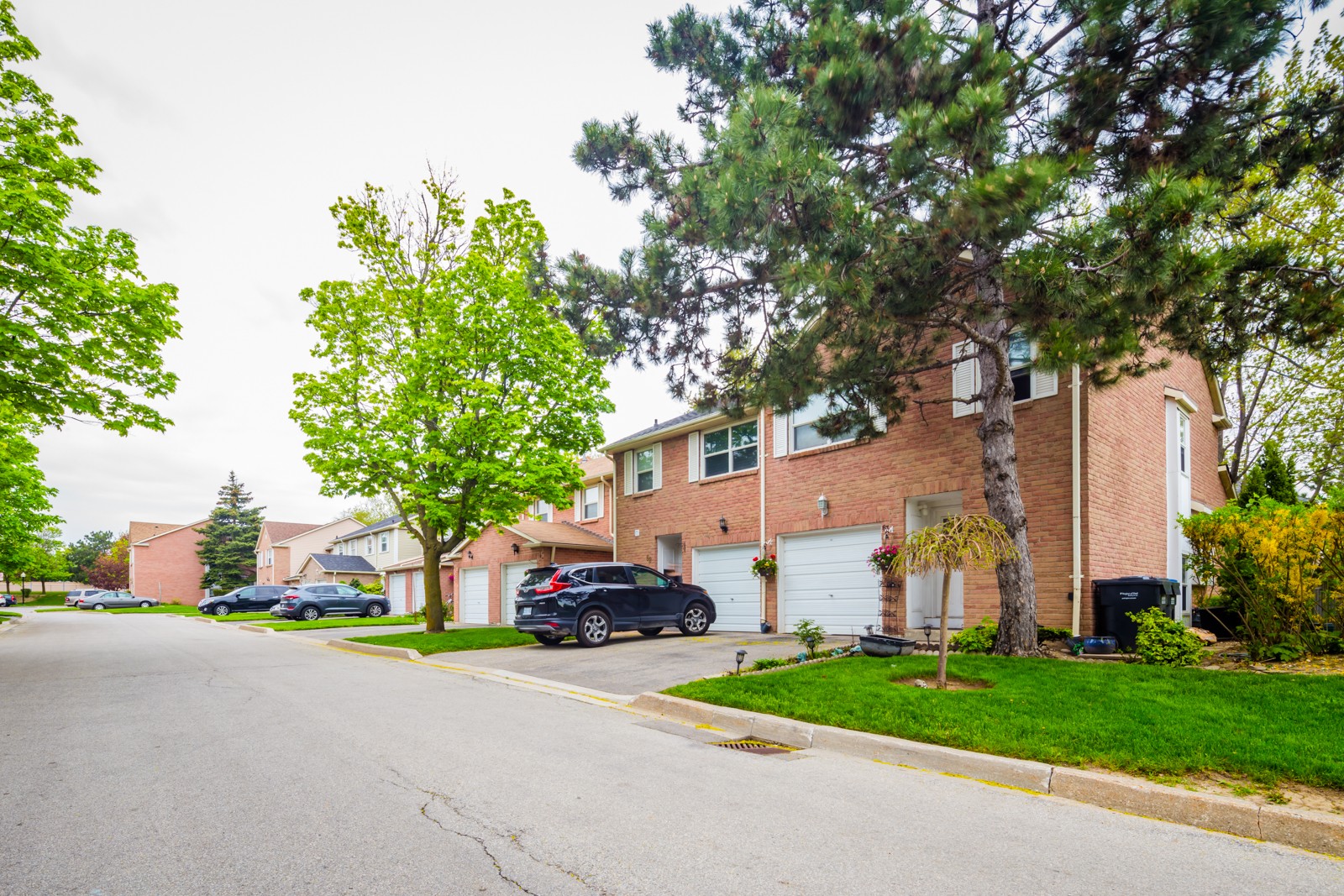 Collegeway Gardens at 3380 South Millway, Mississauga 0