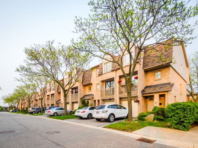 4101 Westminster Place Townhouses photo