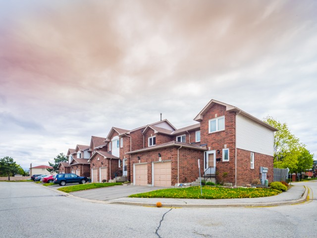 1484 Torrington Drive Townhouses photo