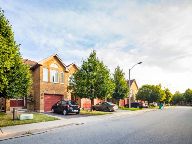 90 Gilgorm Rd Townhouses