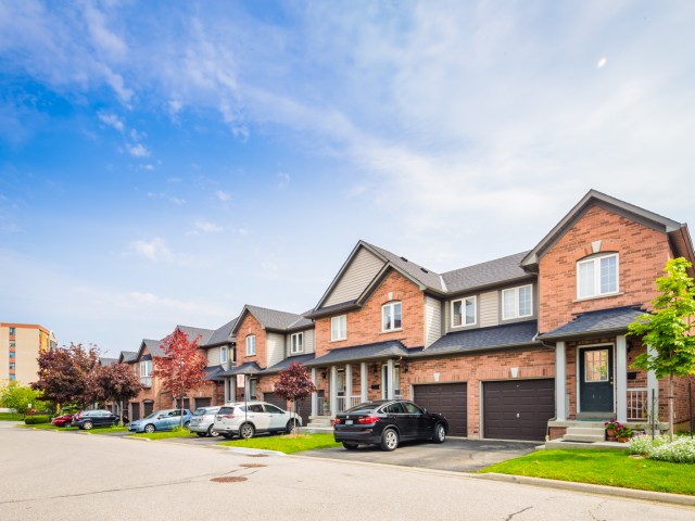 190 Forum Dr Townhouses