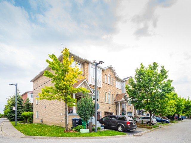1480 Britannia Road West photo