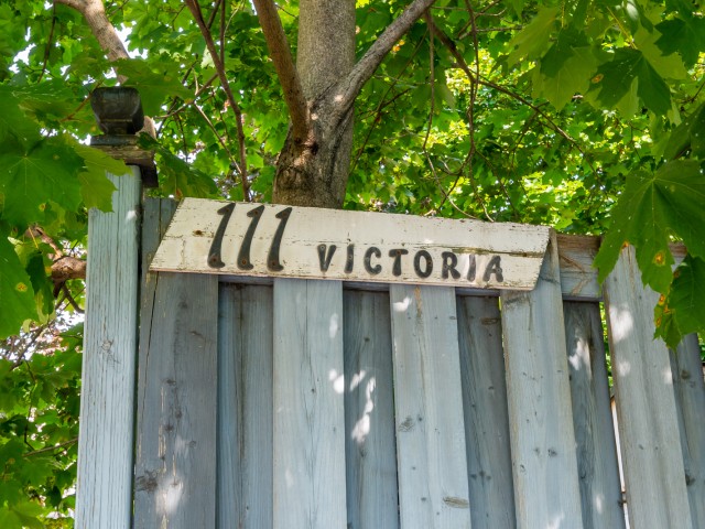 111 Victoria Street Townhouses photo