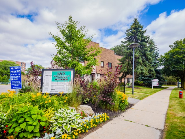 189 Springhead Gardens Townhouses