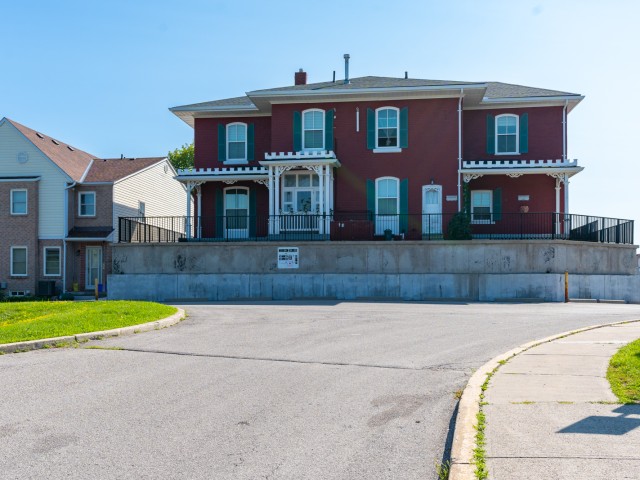 115 Main St Townhouses photo