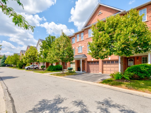 35 Interlacken Way Townhouses