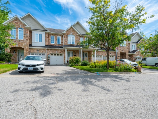 Brook Gardens Marsh Townhouses photo