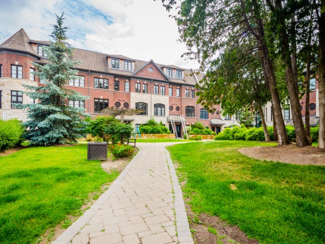 Riverside Village Townhomes