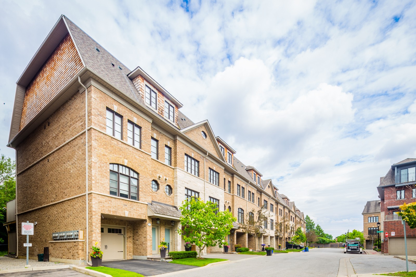 Riverside Village Townhomes at 123 Powseland Cres, Vaughan 1