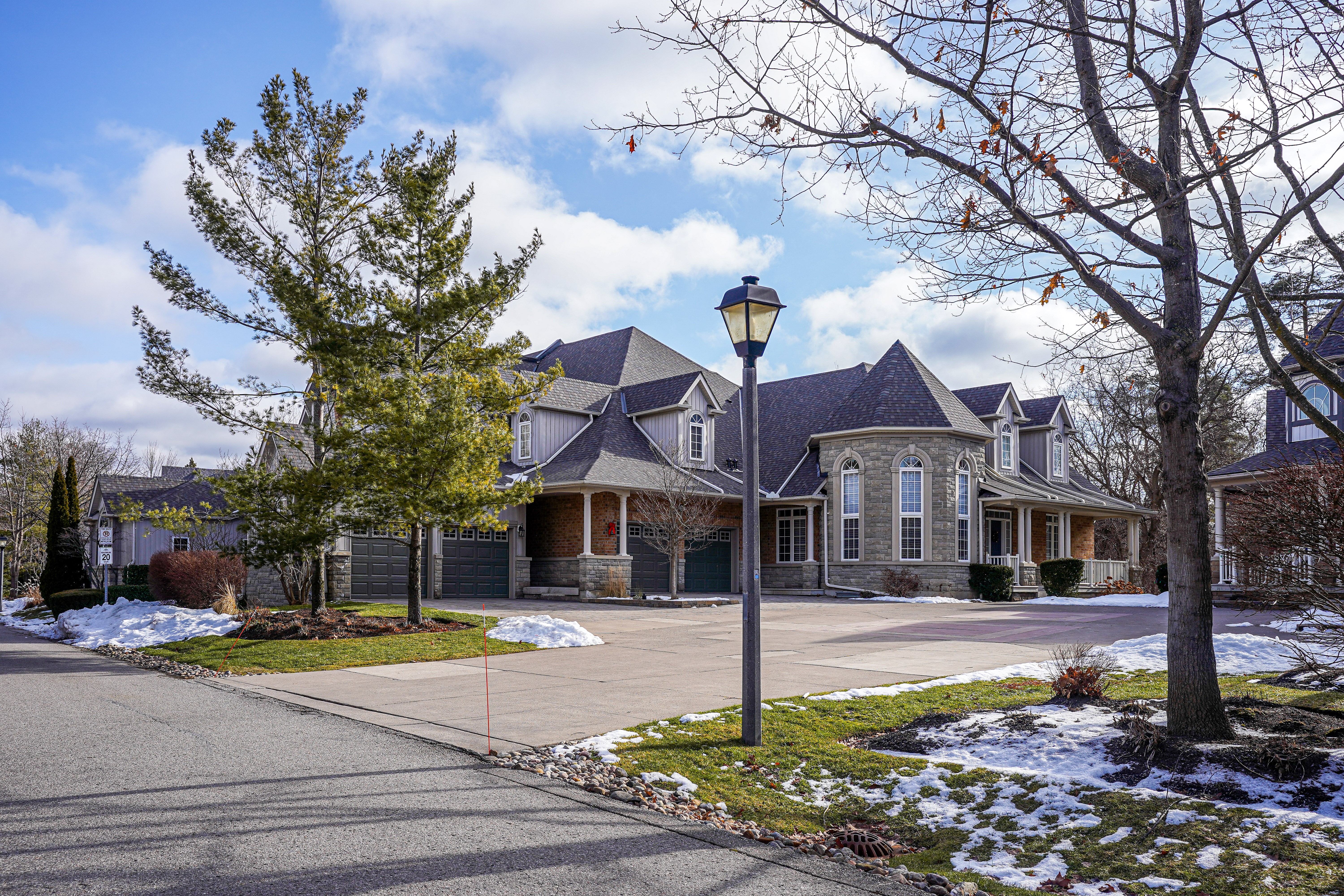 Glenburn Forest at 13 Berczy Creek Way, Markham 1