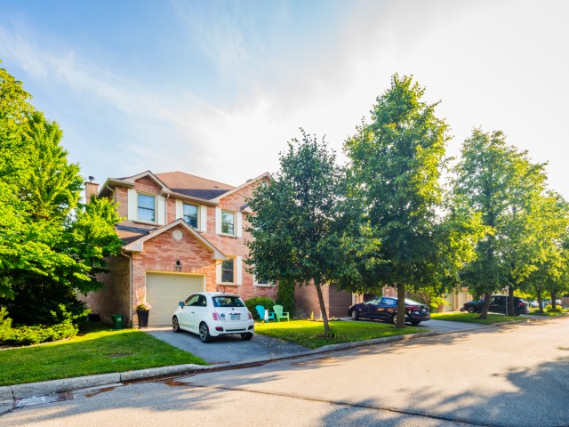 2935 Headon Forest Drive Townhouses