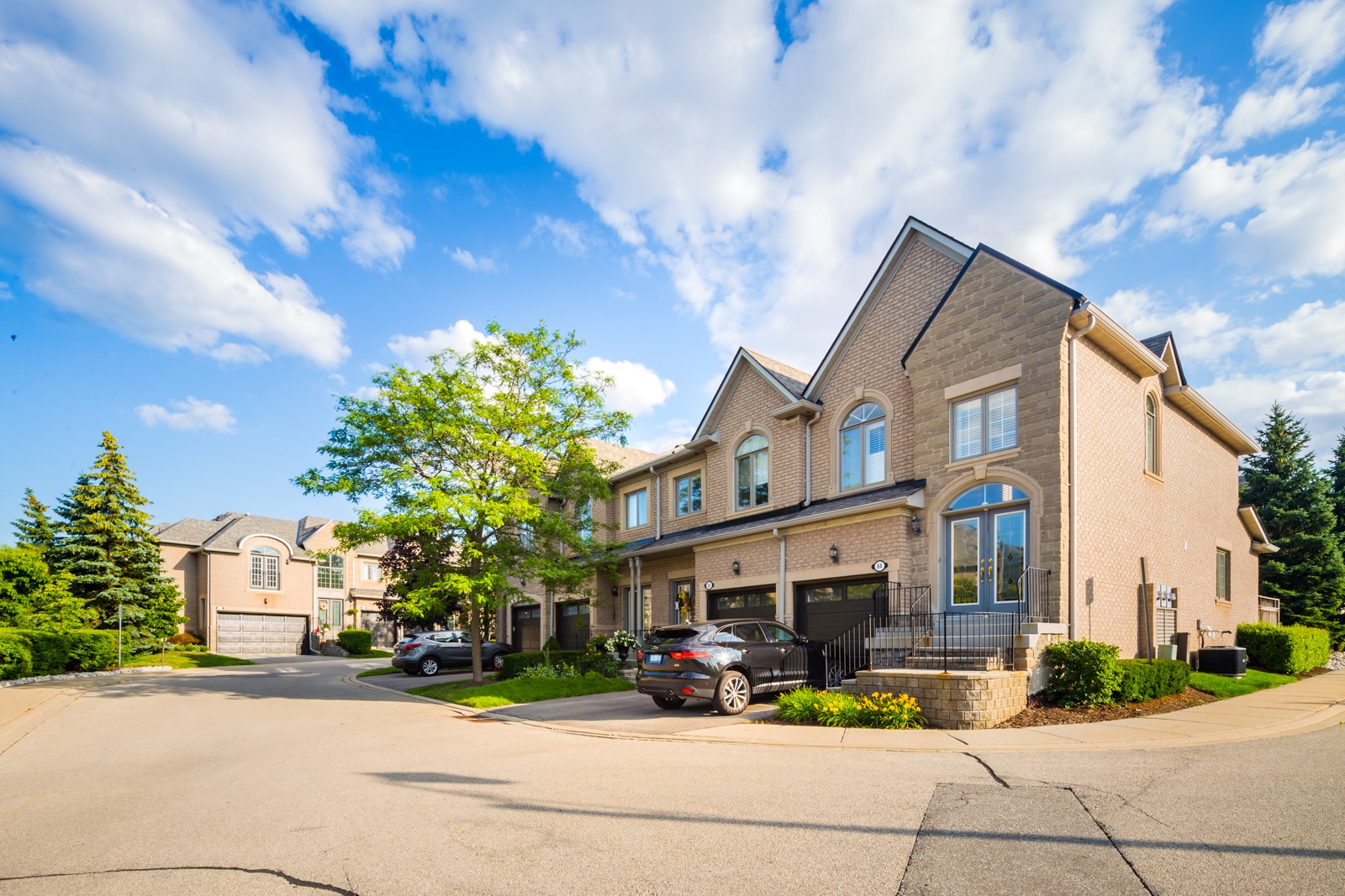 2250 Rockingham Dr Townhouses at 2250 Rockingham Dr, Oakville 0