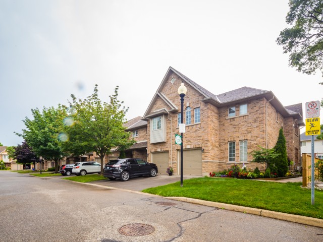 1276 Silvan Forest Dr Townhouses