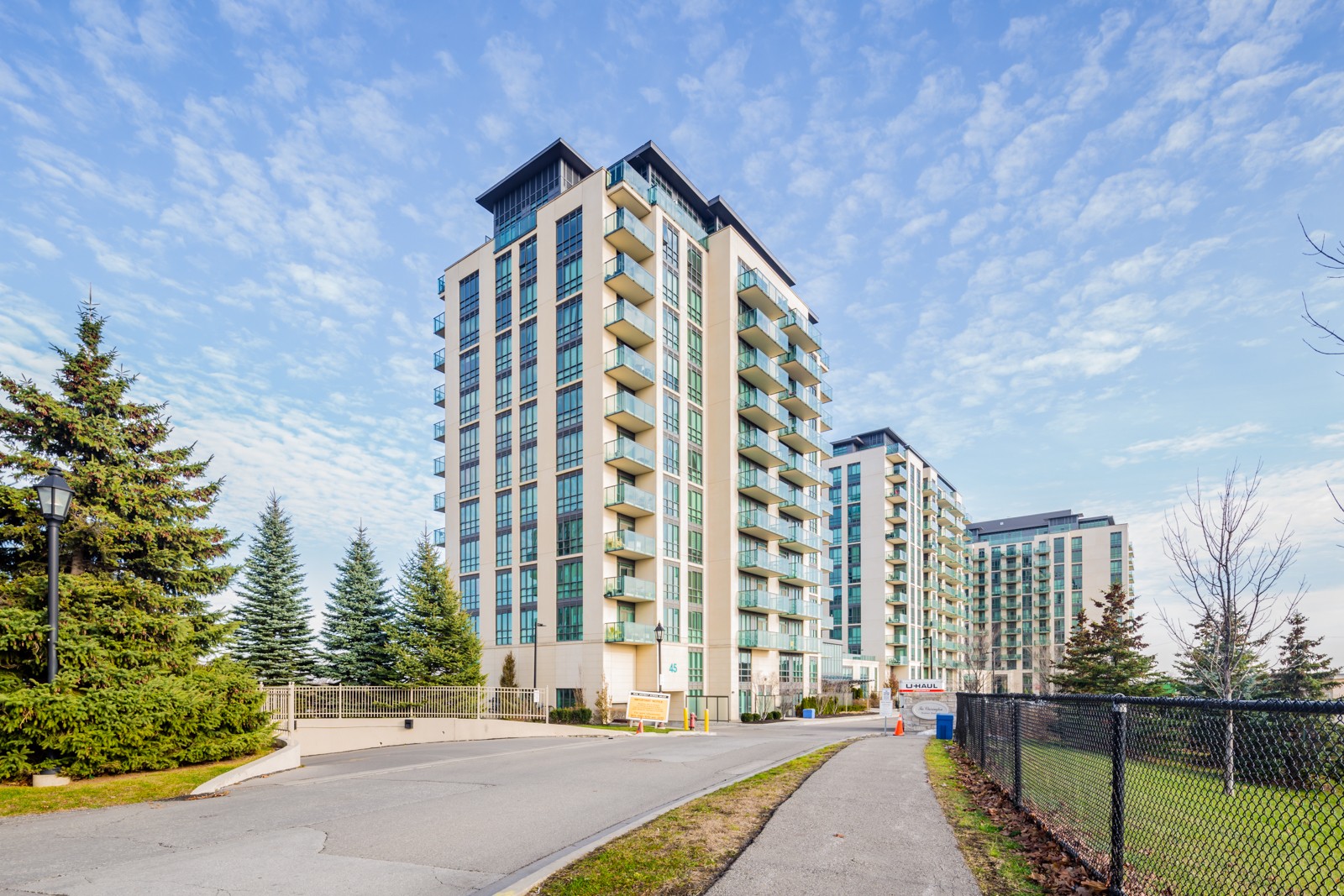 45 Yorkland Blvd The Clarington Condos 2 Condos for Sale & 2 Condos