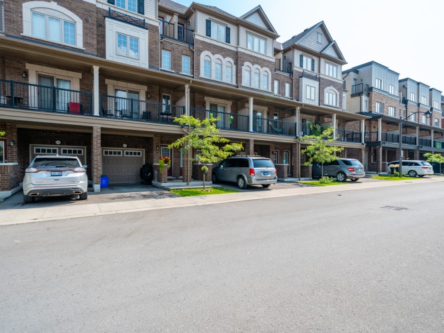 Aquatic Ballet Path Townhomes photo