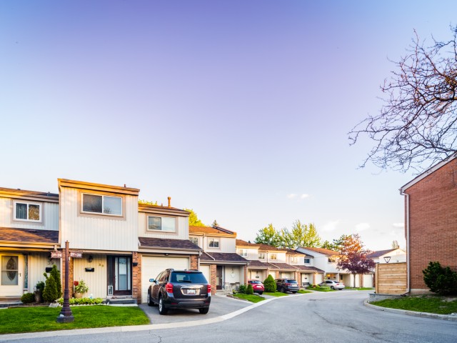 3339 Council Ring Road Townhouses