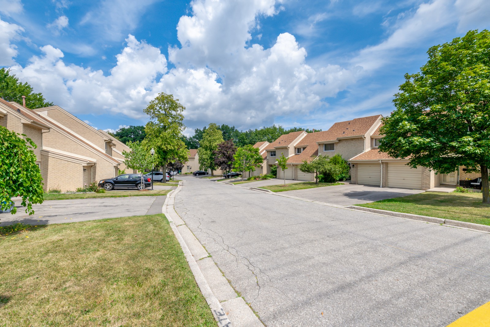 4171 Glen Erin Drive Townhouses at 4171 Glen Erin Dr, Mississauga 0