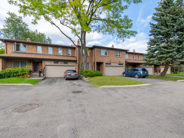 Meadow Larkway Townhomes photo
