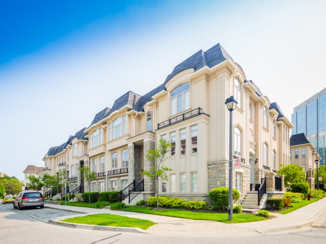 The Mineola in Shipp Place photo