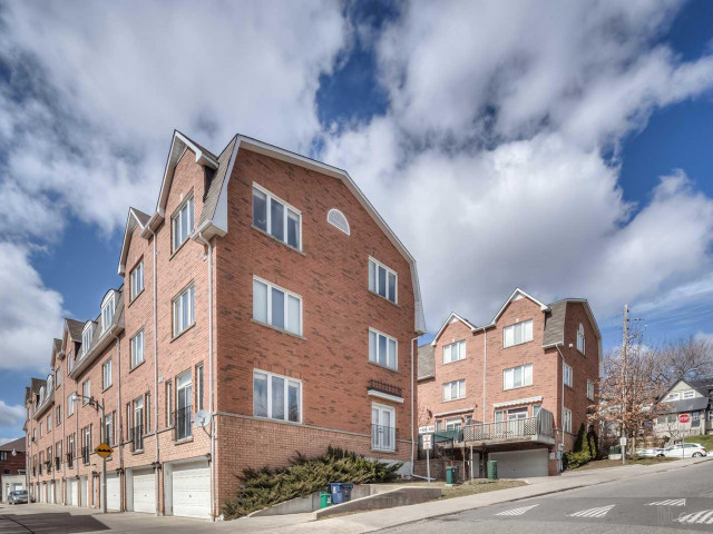 Elm Davenport Residences photo