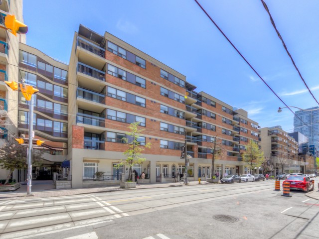 49 McCaul Street Condos