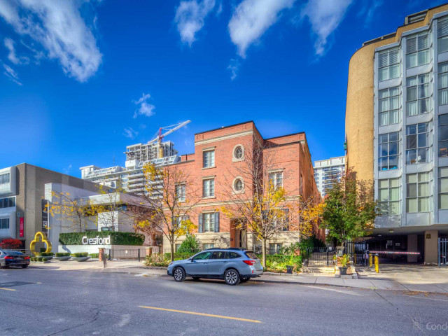 Merton Street Townhomes
