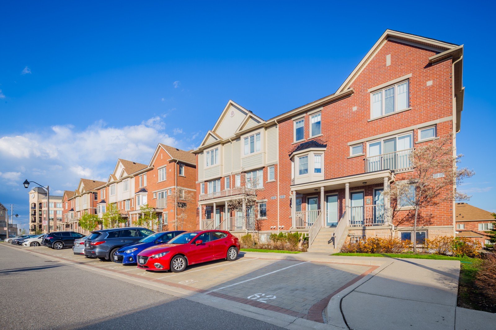 Gardenvillas Three at 5625 Oscar Peterson Blvd, Mississauga 1