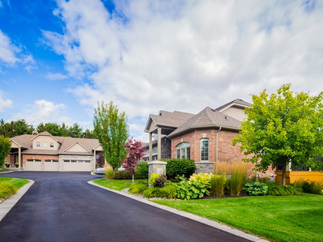 7 Reddington Drive Townhomes hero image