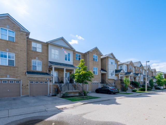 5980 Whitehorn Avenue Townhouses
