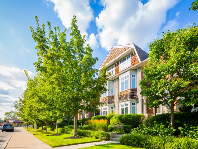 160 Saint Lawrence Drive Townhouses
