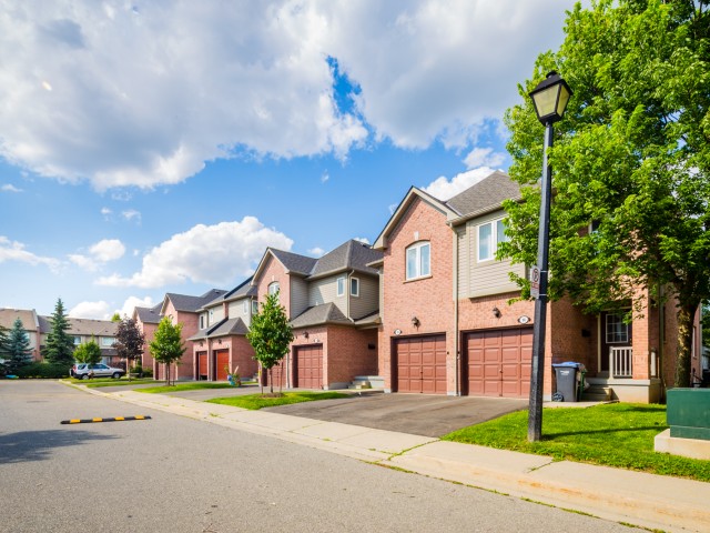 669-729 Four Winds Way Townhouses photo
