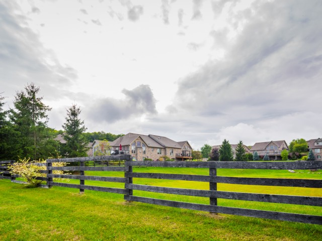 12 Reddington Drive Townhouses hero image