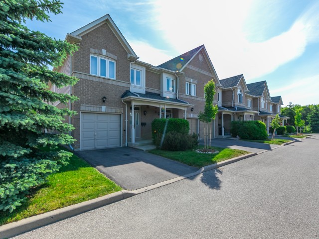 1103 Lower Village Crescent Townhouses photo