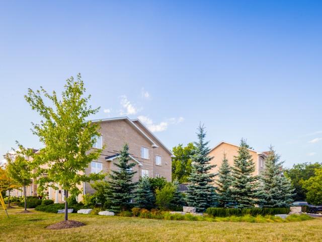 4009-4021 Glen Erin Drive Townhouses photo