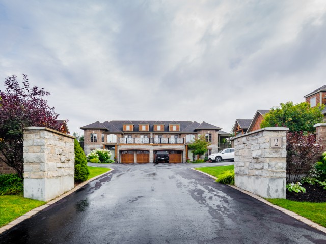 2 Reddington Drive Townhouses photo