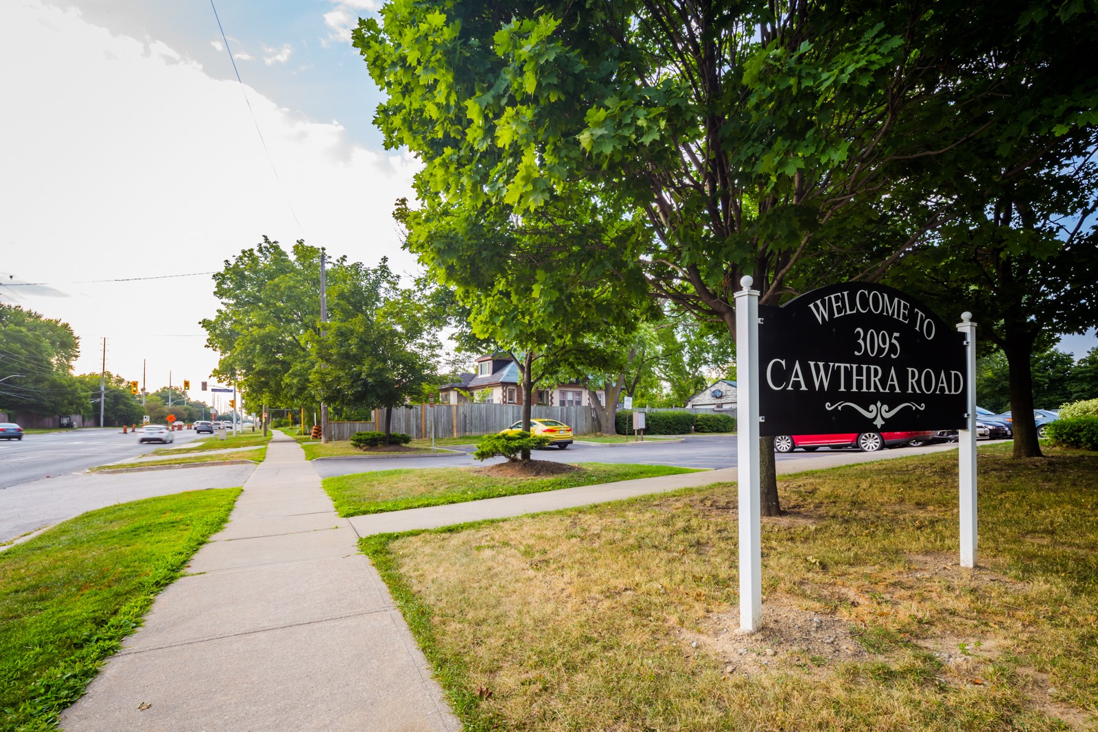 3095 Cawthra Road Townhouses at 3095 Cawthra Rd, Mississauga 1