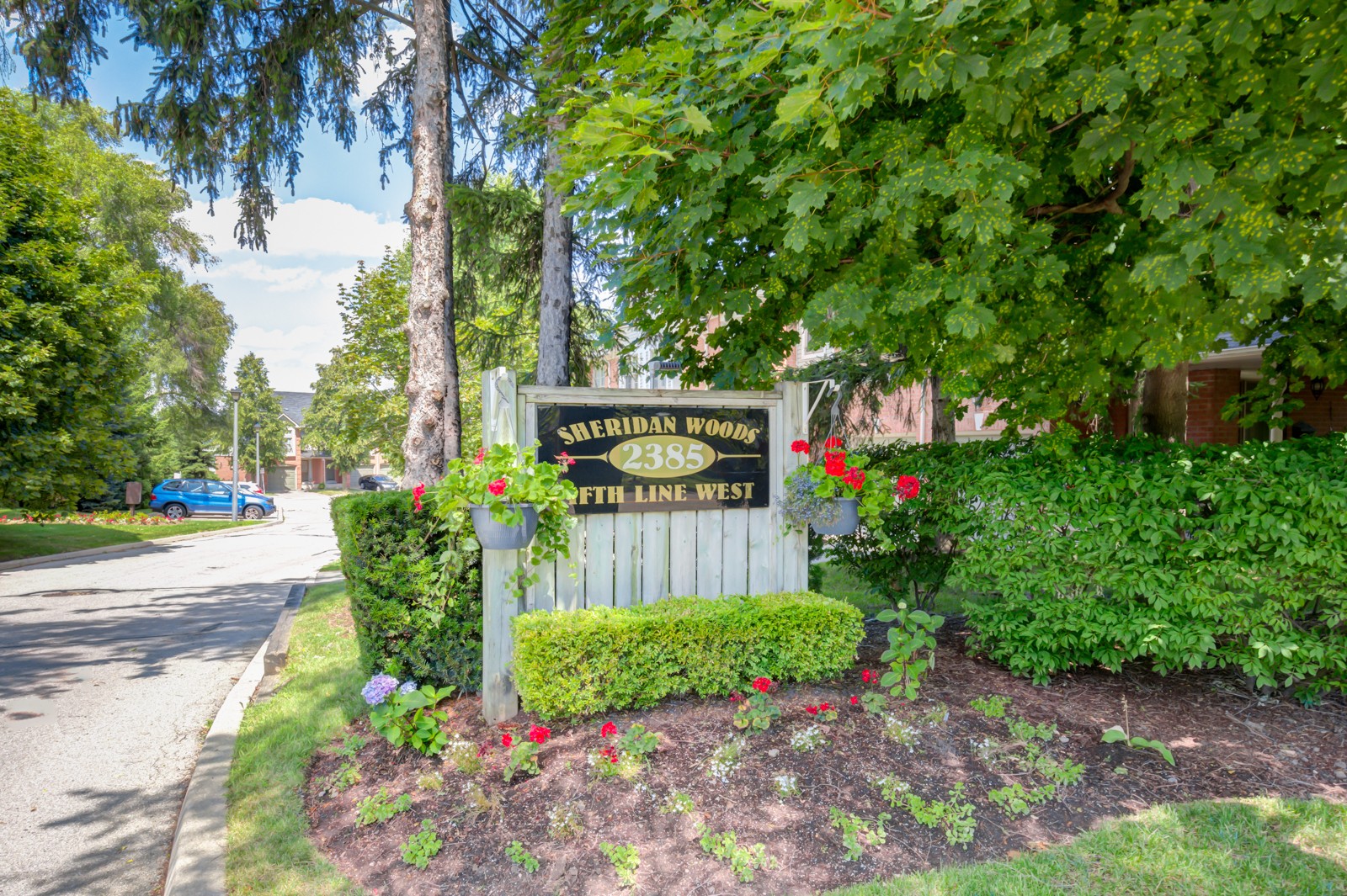 Sheridan Woods at 2385 Fifth Line W, Mississauga 0