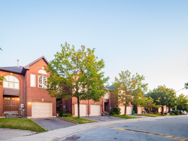 2 Brisbane Court Townhouses