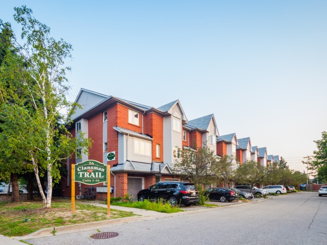 36 Clansman Trail Townhouses photo