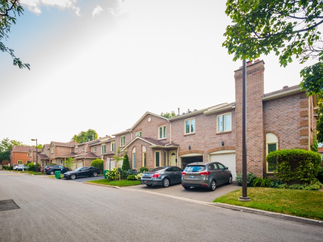 5020 Delaware Drive Townhouses photo
