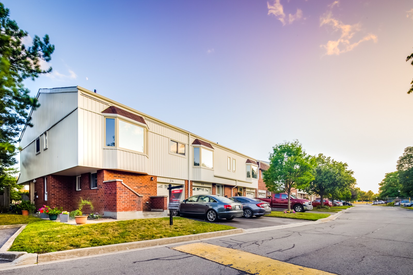 The Winston Churchill Townhomes at 6520 Corfu Rd, Mississauga 0