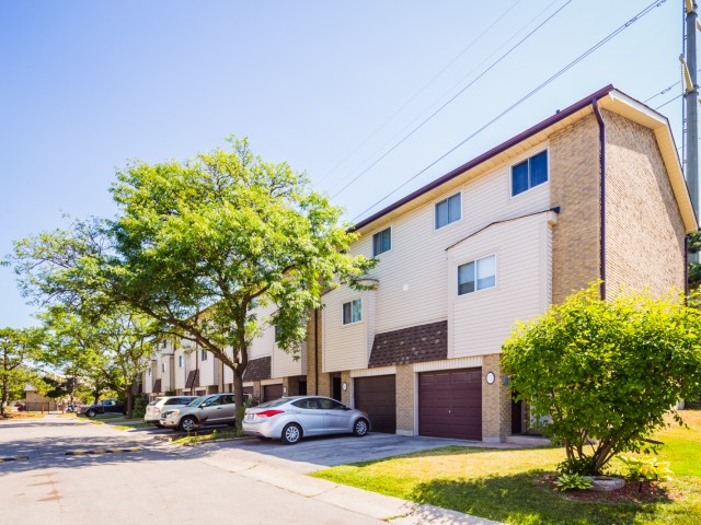 2340 Bromsgrove Townhouses