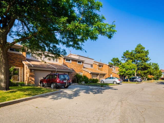 2755 Windwood Townhouses photo