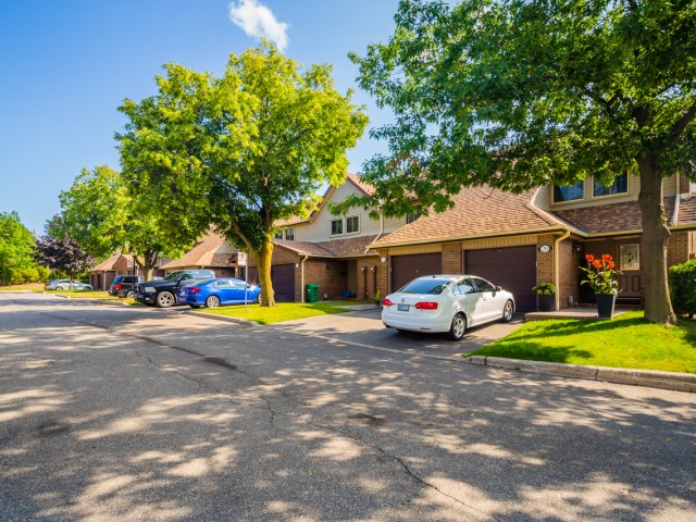2617 Windwood Townhouses photo